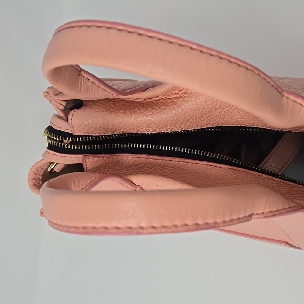 Marc Jacobs The Tote- Leather Small In Southern Peach with Gold Hardware - Picture 11 of 15